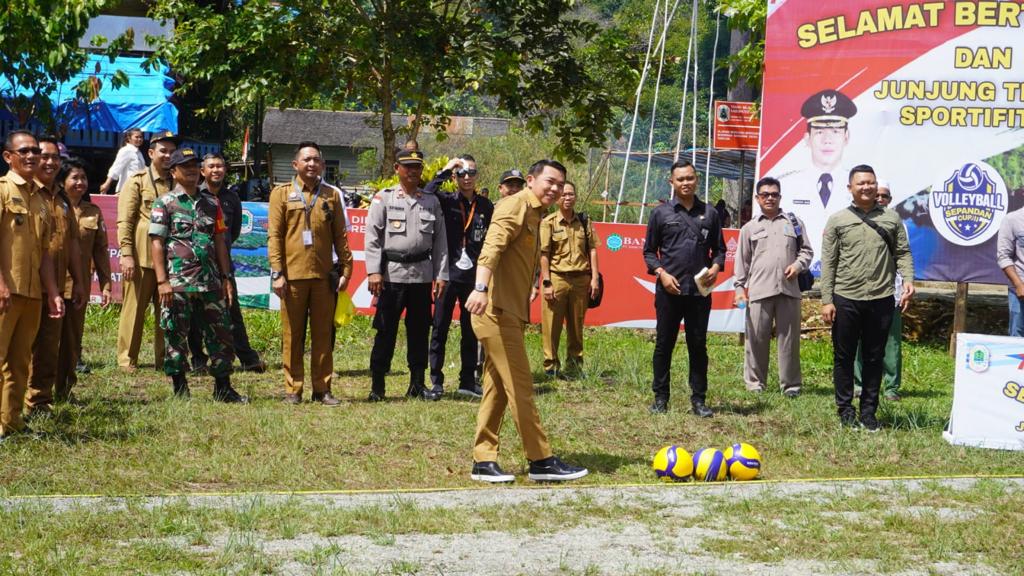 Bupati : Volly Sepandan Cup Ajang Pengembangan Diri 