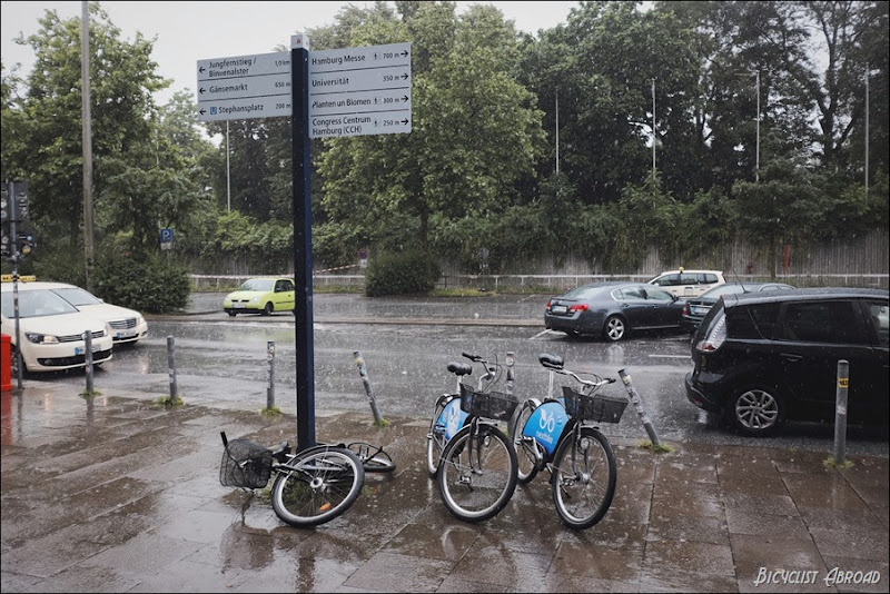 rain on bikes