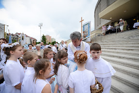 ,,Boże Ciało,,Parafia NMP.Matki Kościoła Świdnik 26.05.2016.fot.Mariusz Kiryła (1 z 1)-210.jpg