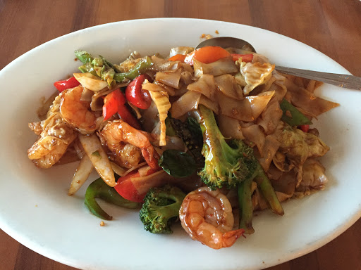 Restaurant «Bangkok Paradise», reviews and photos, 3344 N Texas St a, Fairfield, CA 94533, USA