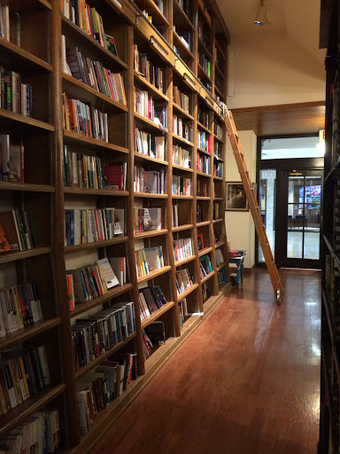 Book Store «Full Circle Bookstore», reviews and photos, 1900 Northwest Expy, Oklahoma City, OK 73118, USA