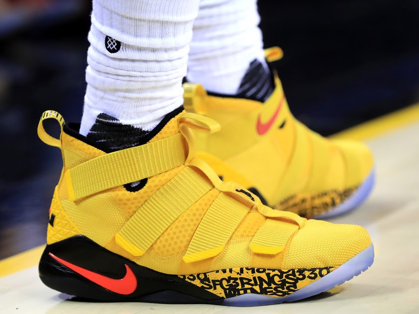 lebron james game 4 shoes