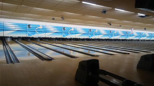 Bowling Supply Shop «Lodge Lanes», reviews and photos, 46255 S Interstate 94 Service Dr, Belleville, MI 48111, USA