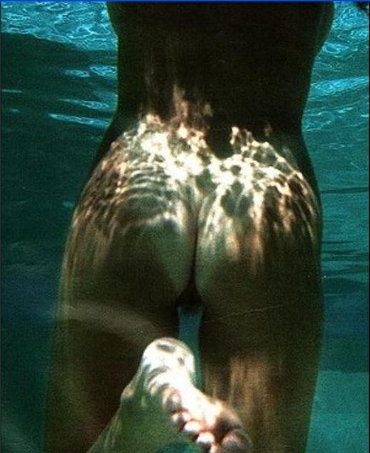 Jennifer Conelly Ass To Ass 12