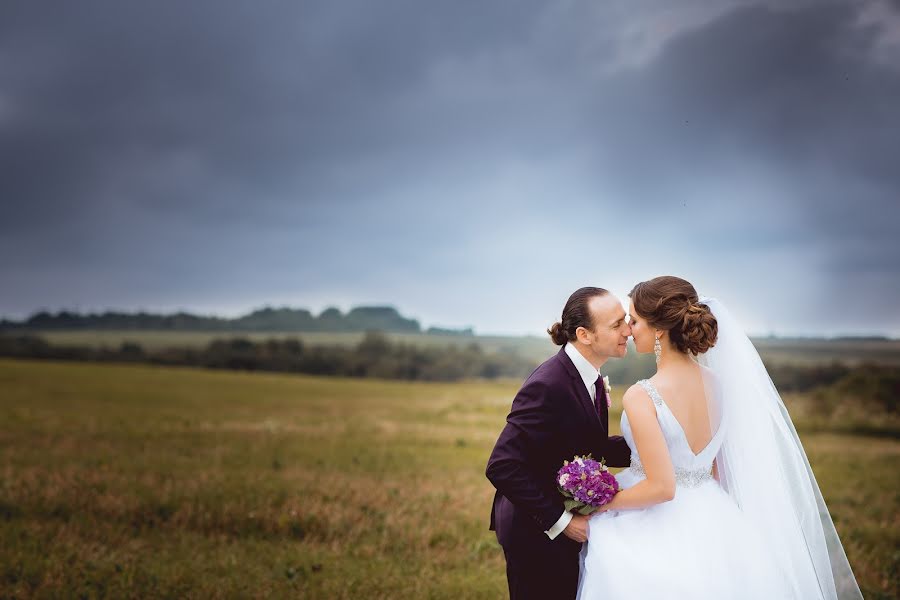 Fotografo di matrimoni Yuliya Kurkova (kurkova). Foto del 5 gennaio 2016