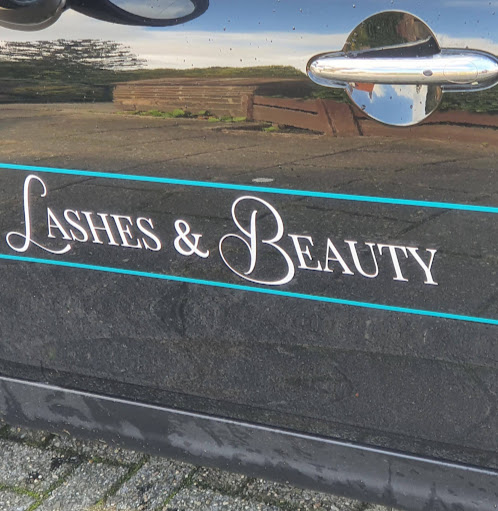 Lashes & Beauty logo