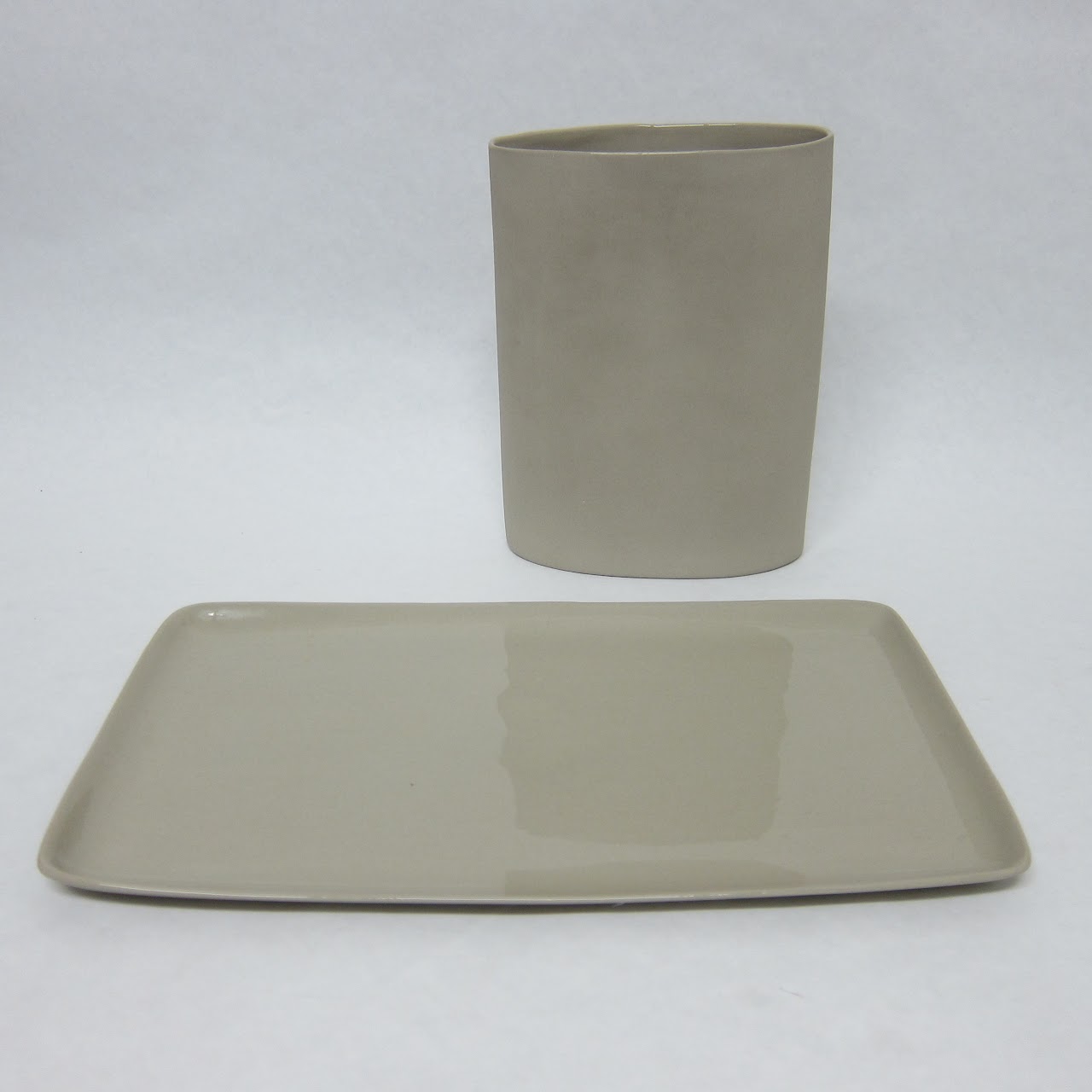 Mud Australia Vase & Tray Set, in Putty