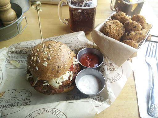 Organic Restaurant «Burger village», reviews and photos, 222 7th Ave, Brooklyn, NY 11215, USA