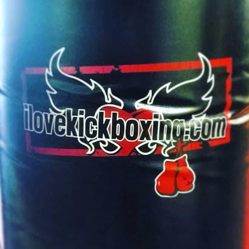 iLoveKickboxing logo