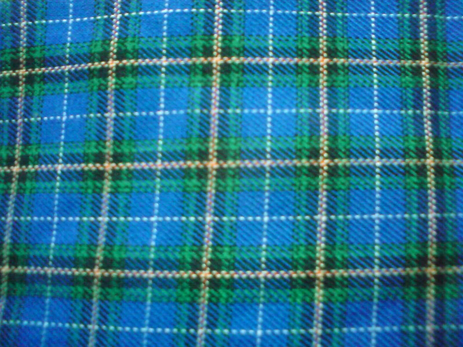 Large FQ blue tartan cotton  