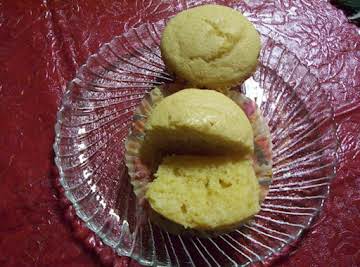 Sweet Cornbread Muffins for Diabetics