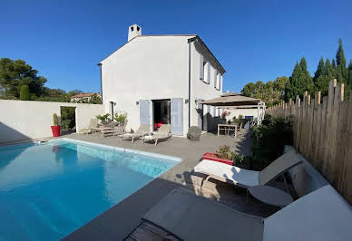 Villa with pool 17