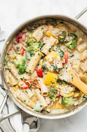 Veg White Sauce Pasta