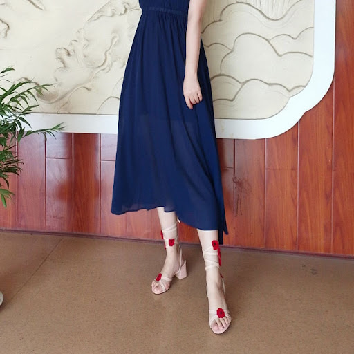 Title 1, Girls high heels with thick leather heel strap...