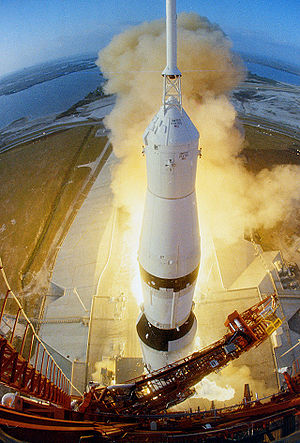 파일:external/upload.wikimedia.org/300px-Apollo_6_launch.jpg