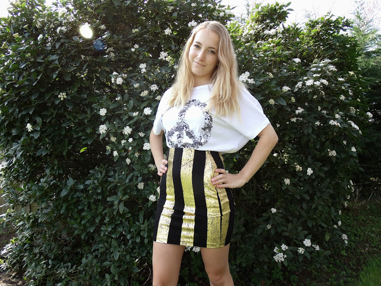 crop top combineren met een hoge rok