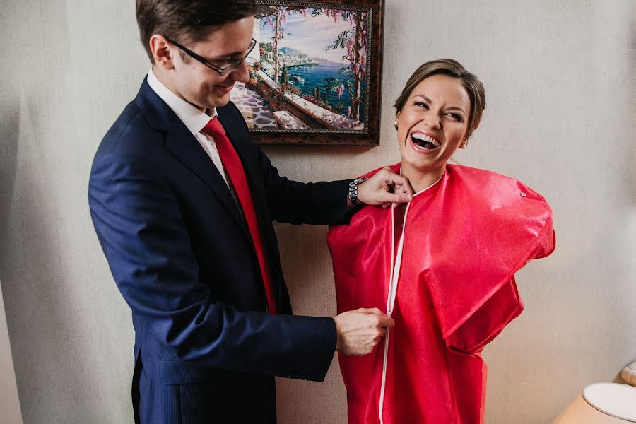 婚礼摄影师Iona Didishvili（iona）。2020 4月22日的照片