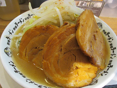 豚骨豚野郎ラーメン