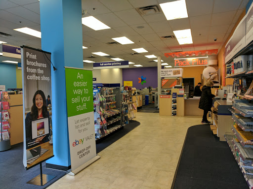 Print Shop «FedEx Office Print & Ship Center», reviews and photos, 606 1st Ave N, Seattle, WA 98109, USA