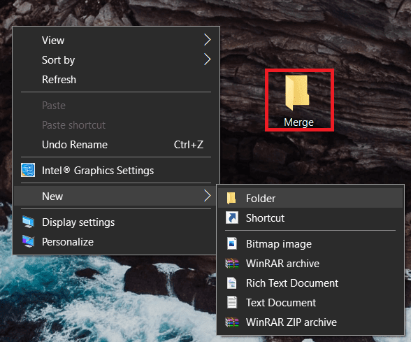 Nhấp chuột phải vào bất kỳ khoảng trống nào trên màn hình của bạn và chọn Thư mục mới.  Đặt tên cho thư mục mới này, 'Merge'