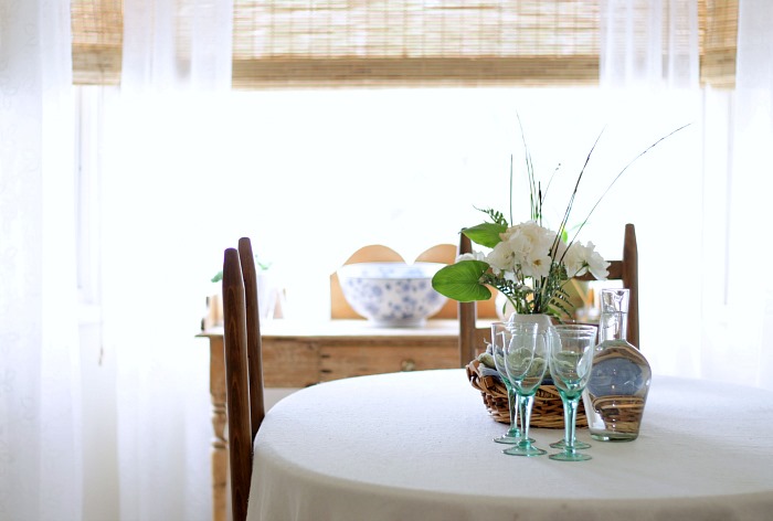 Green Glass Decor Dining Room