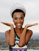 Zozibini Tunzi models the uBuhle crown shortly after winning Miss SA in 2019.