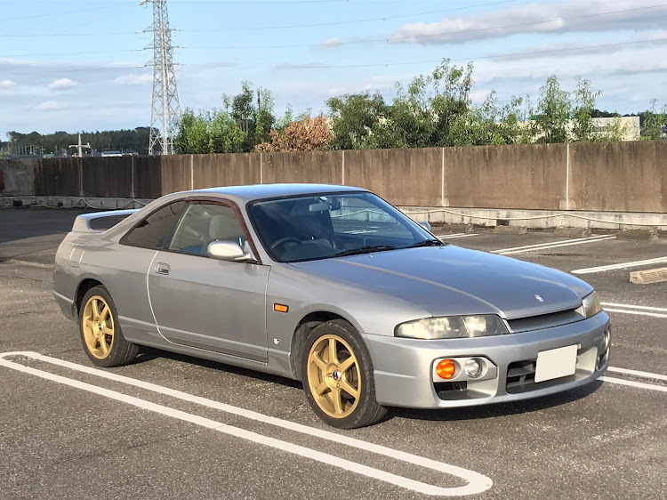 スカイラインの尻ーズ・考えように関するカスタム事例の投稿画像1枚目