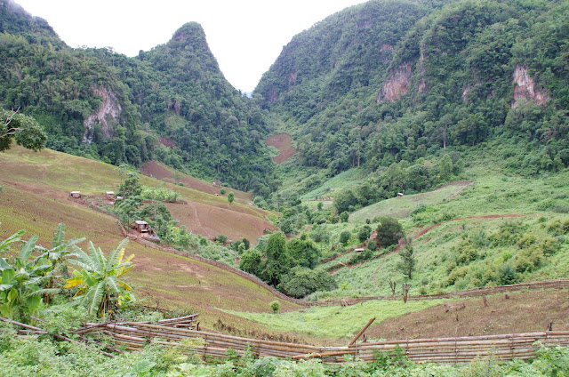 Blog de voyage-en-famille : Voyages en famille, En route pour le pays Lahu