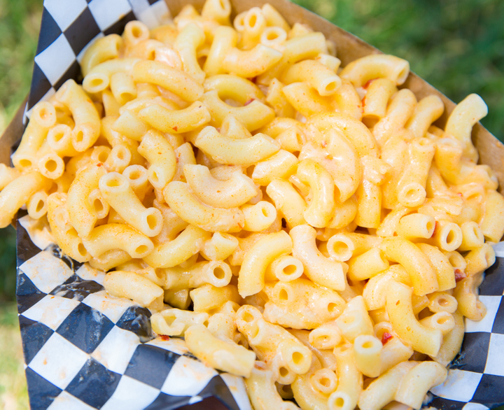 overhead photo of Spicy Mac & Cheese