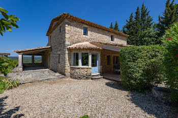 villa à Grignan (26)