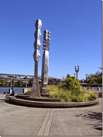 IMG_3454 Friendship Circle in Tom McCall Waterfront Park in Portland, Oregon on September 7, 2008