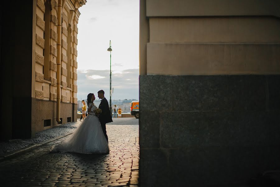 Fotografo di matrimoni Robert Tulpe (roberttulpe). Foto del 6 settembre 2021