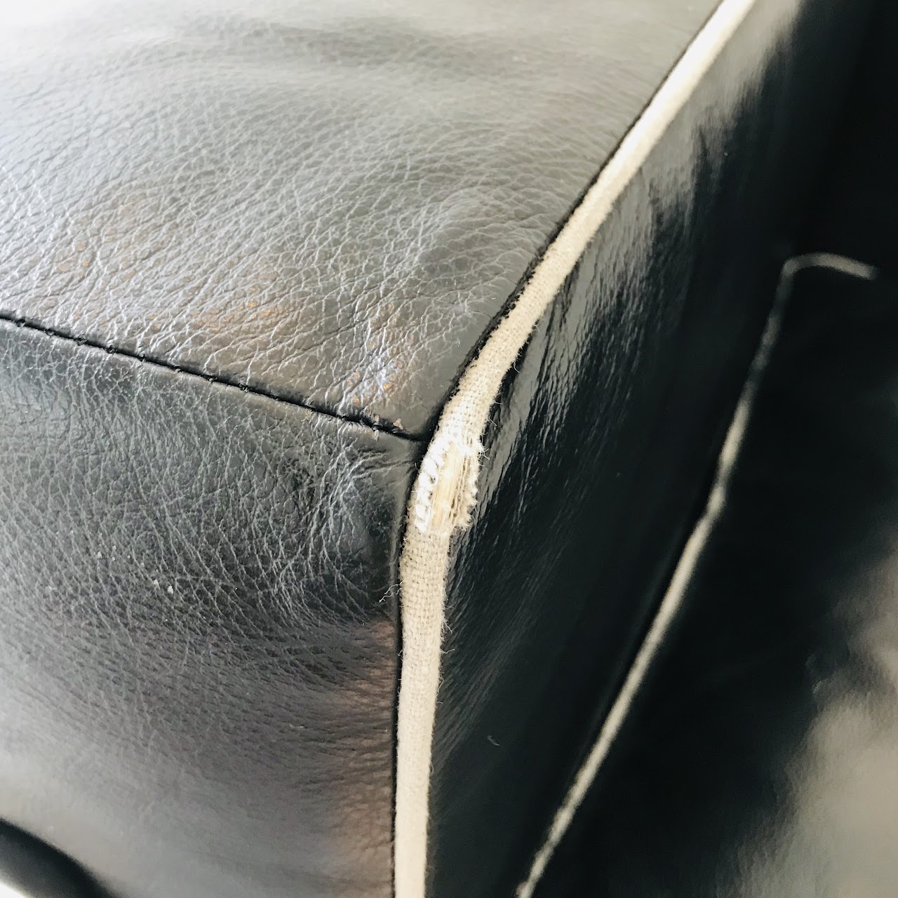 LC2 Style Chair #1
