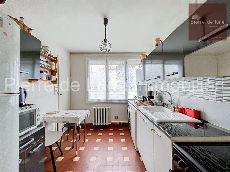 Vente appartement 2 pièces 57 m² à Champagne-au-Mont-d'Or (69410), 230 000 €