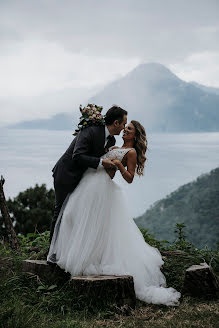 Fotógrafo de casamento Eva Zelenková (evazelenkova). Foto de 21 de junho 2020