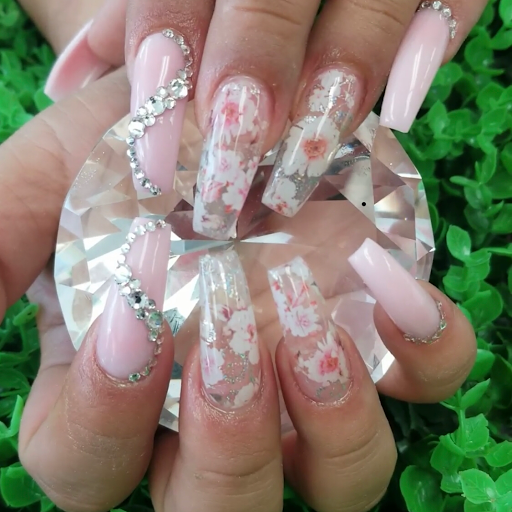 Bright Nails And Spa logo