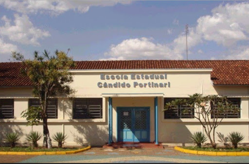 Escola Estadual Candido Portinari, Praça Coronel Nogueira, 1 - Bairro Castelo, Batatais - SP, 14300-000, Brasil, Escola, estado São Paulo