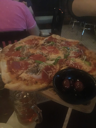 Restaurant «1/8 Pizza Pub», reviews and photos, 830 N Piedras St, El Paso, TX 79903, USA