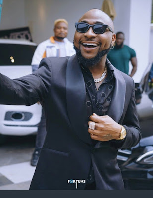 Davido Shows Off New Frog Diamond Neckpiece 4 Years After Wizkid Called Him Frog Voice