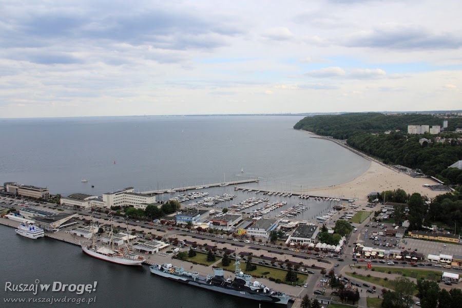 Gdynia Molo Południowe z lotu ptaka - widok z Sea Towers