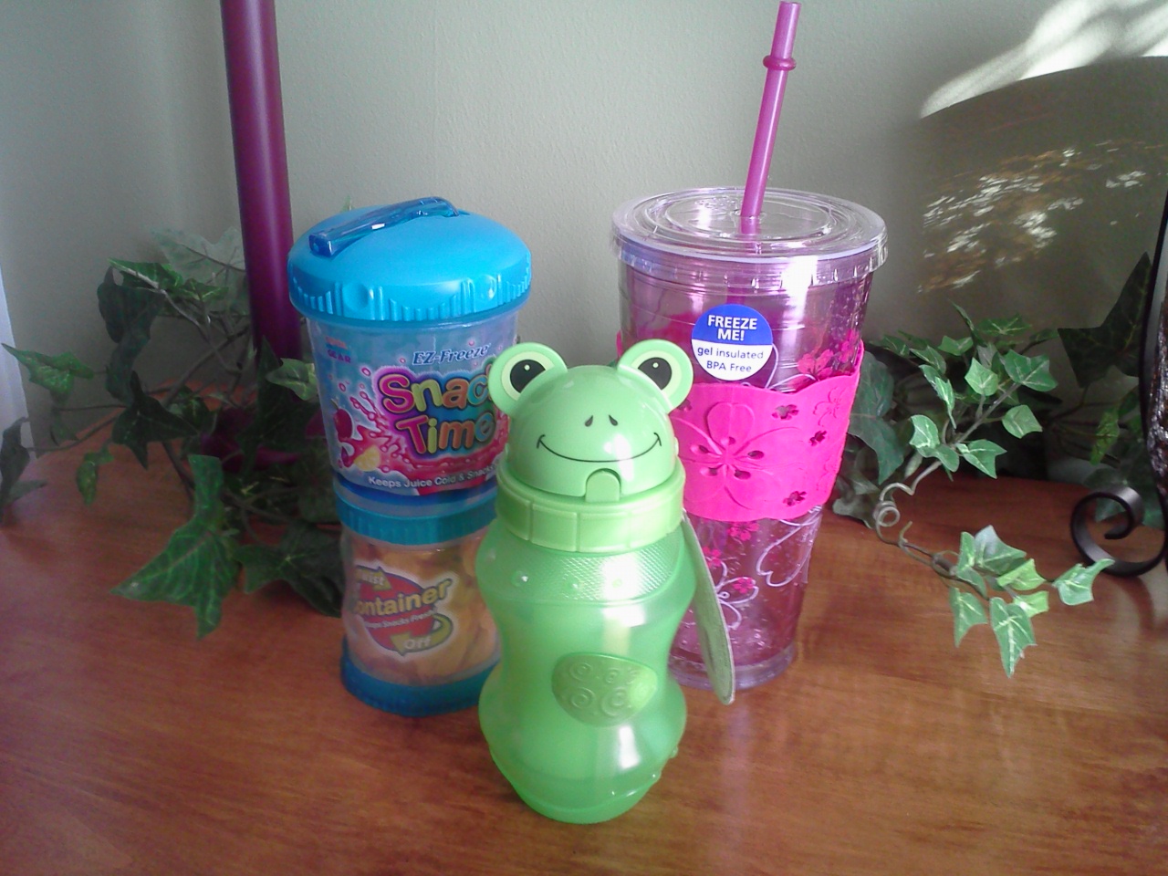 A Leak-Proof Sippy Cup That Keeps Drinks Cool {Review + Giveaway} - Mommy's  Bundle