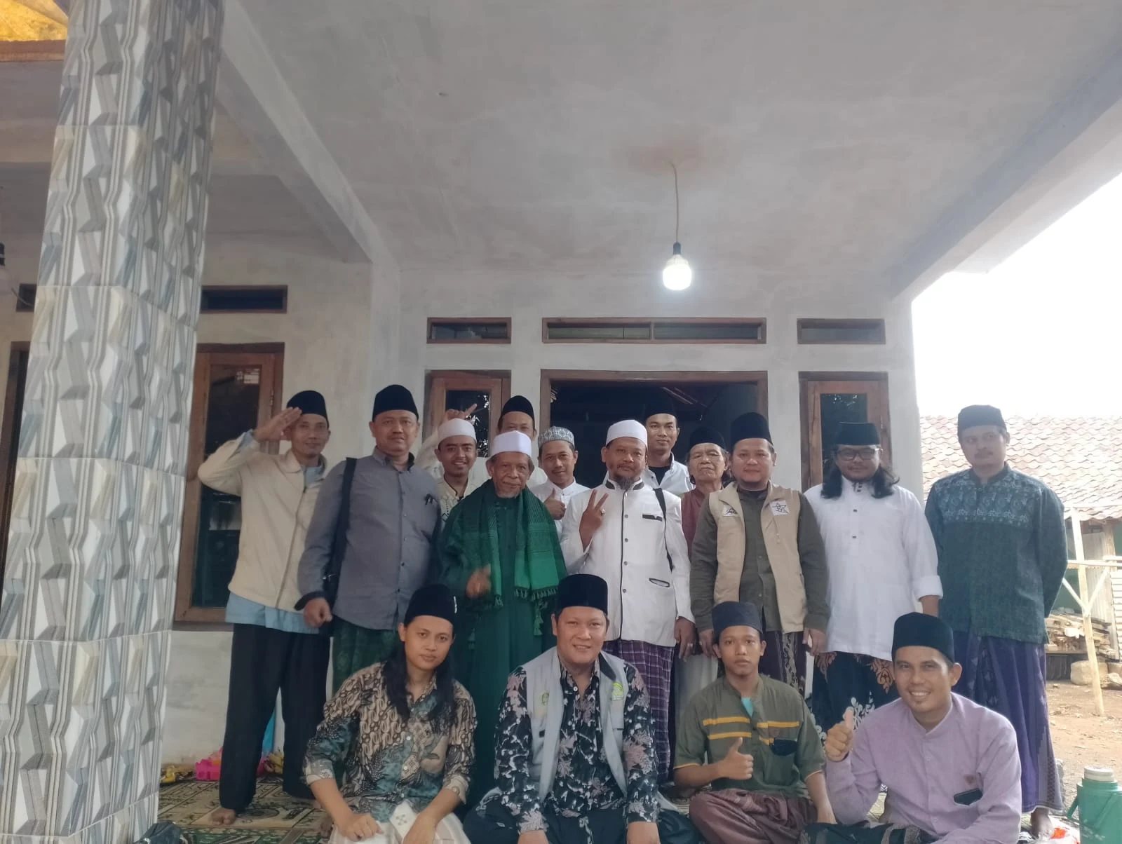 Alumni Pesantren Darul Ulum Petir Subang, Karawang dan Purwakarta Gelar Pengajian Berjamaah