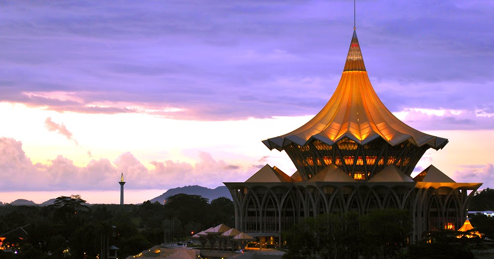 Menjawab persoalan sistem pentadbiran Sarawak secara 