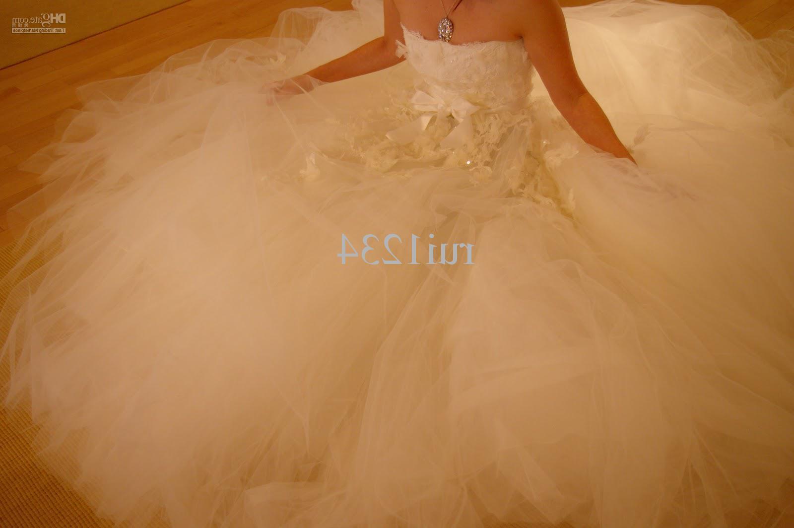 Wholesale - 2011 Collection Elie By Elie Saab ivory tulle Strapless Wedding