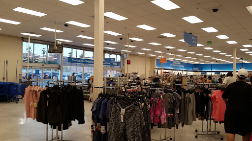 Clothing Store «Ross Dress for Less», reviews and photos, 1313 George Dieter Dr, El Paso, TX 79936, USA