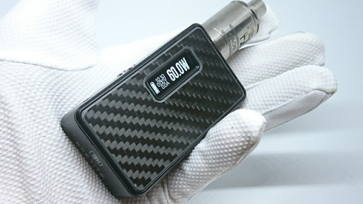 DSC 6641 thumb%255B4%255D - 【MOD】「Lost Vape Epetite DNA60 MOD」（ロストベイプ・エペティート）レビュー。新色ブラックカーボンフレームの美しさと高機能の両立！防水ボタン＆最大9V昇圧！！【電子タバコ/VAPE/ハイエンド】