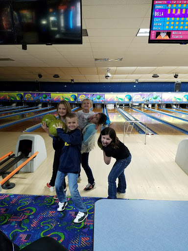 Bowling Alley «Thomaston Lanes Inc», reviews and photos, 180 Watertown Rd, Thomaston, CT 06787, USA