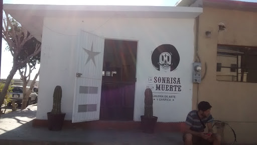 La Sonrisa De La Muerte, Heroico Colegio Militar, Centro, Todos Santos, B.C.S., México, Galería de arte | BCS