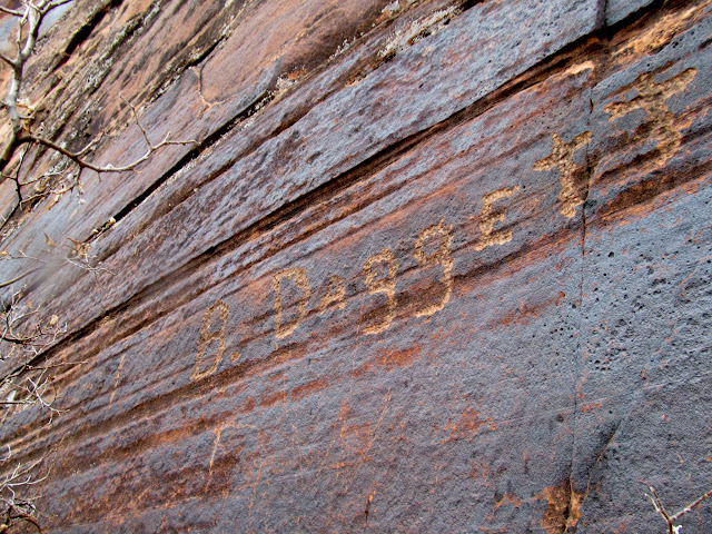 B. Daggett inscription