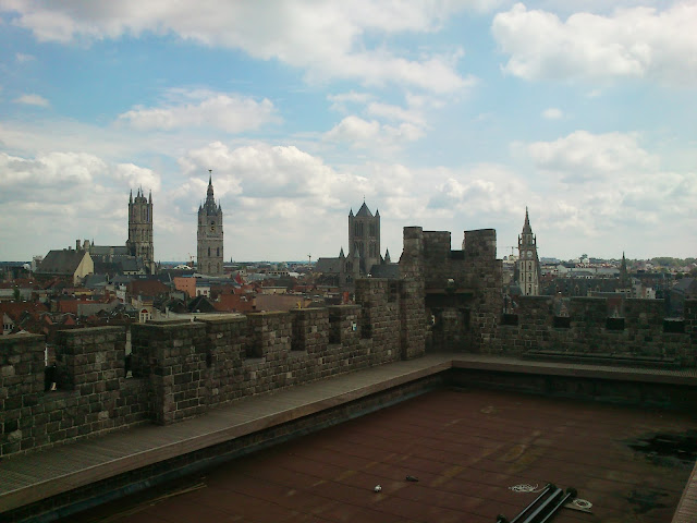 Patio del castillo